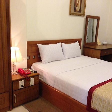Nam Son Hotel Хошимин Стая снимка