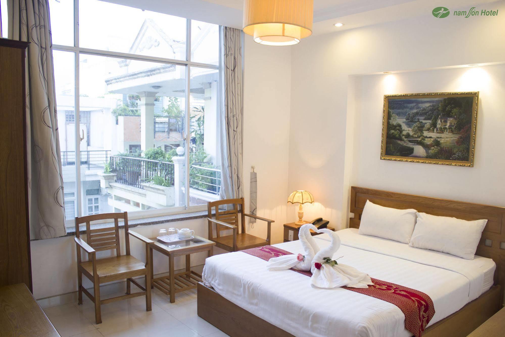Nam Son Hotel Хошимин Екстериор снимка