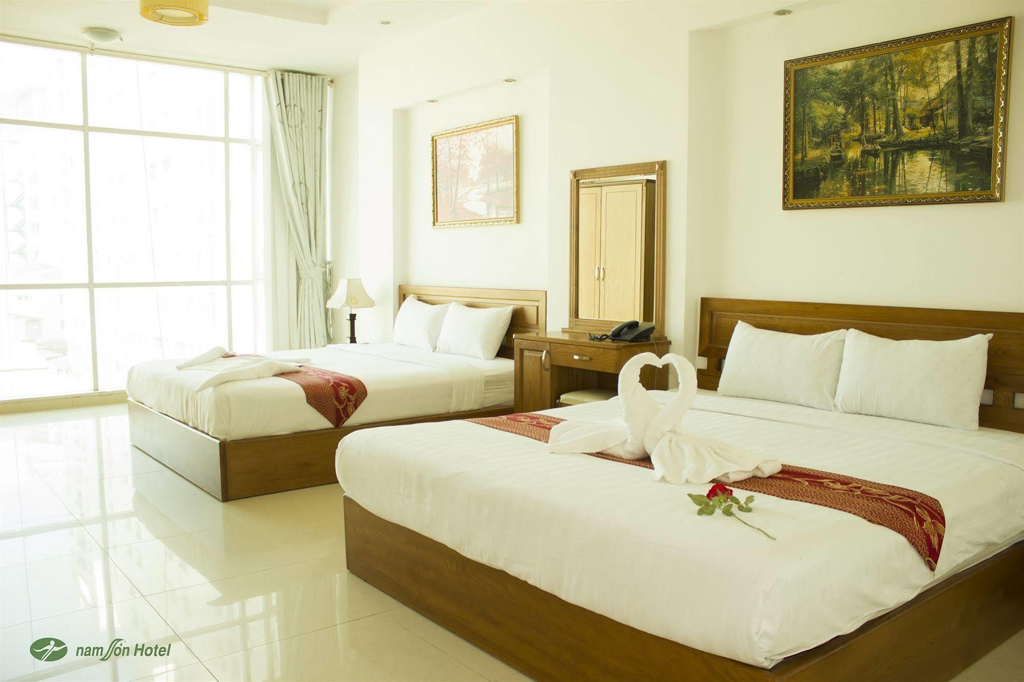 Nam Son Hotel Хошимин Екстериор снимка