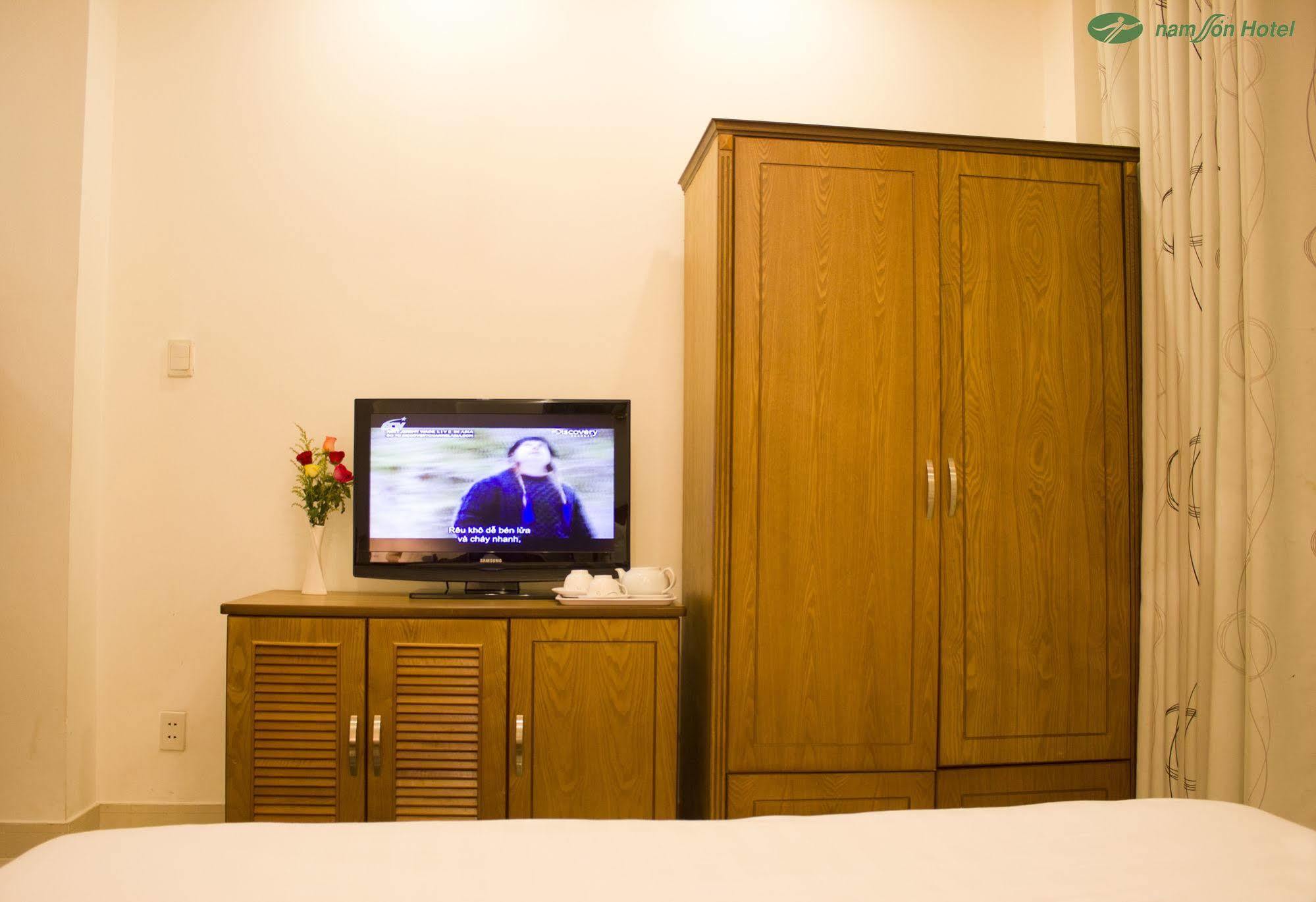 Nam Son Hotel Хошимин Екстериор снимка