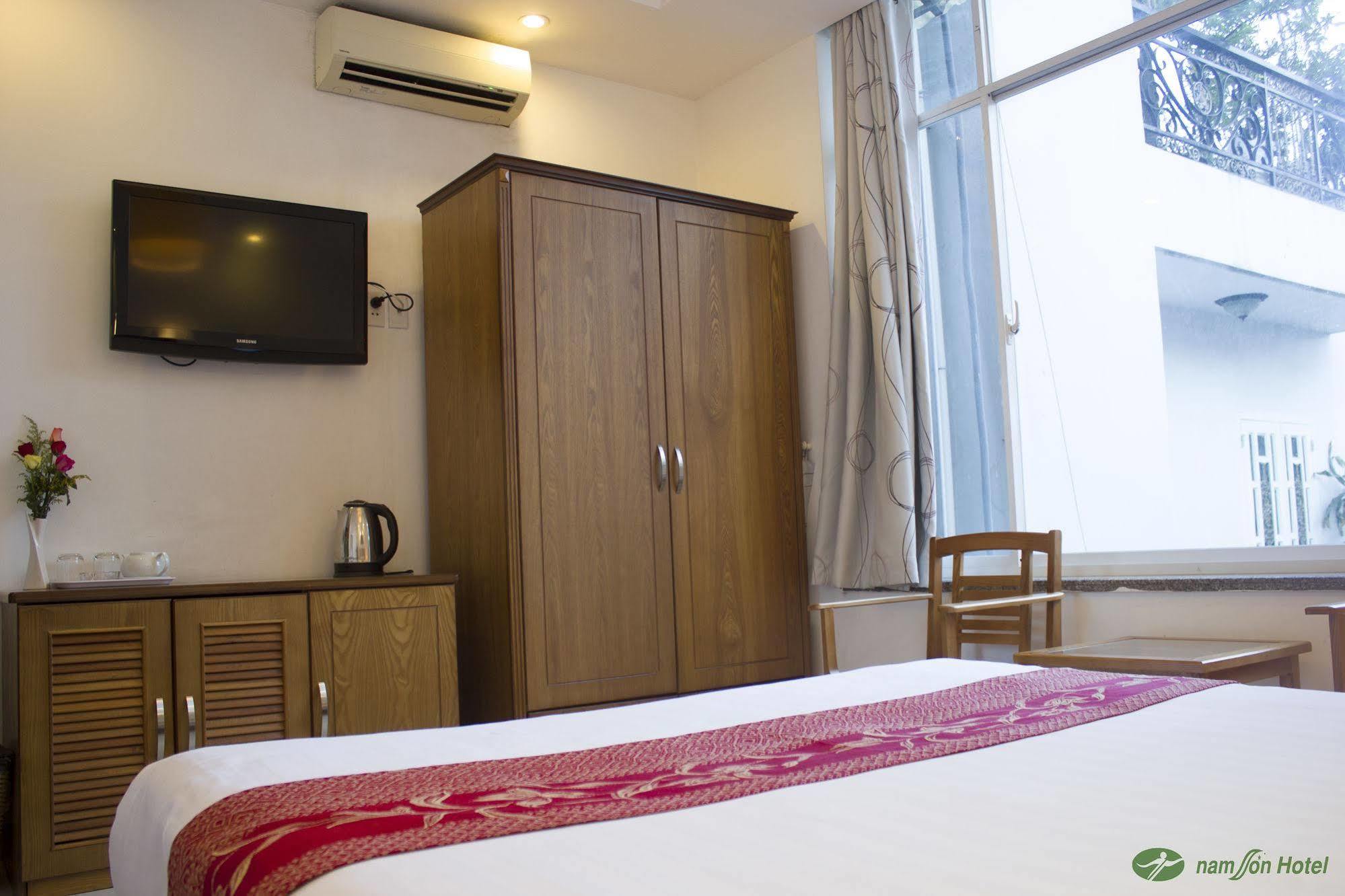 Nam Son Hotel Хошимин Екстериор снимка
